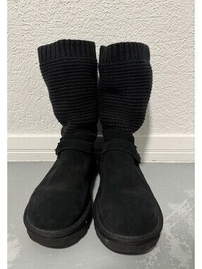 UGG Boots Black size 10, Keep Your Feet Cozy. Super Comfortable and Stylish.